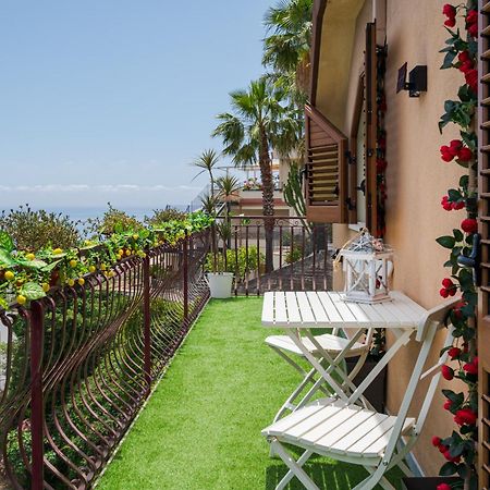 Апартаменты La Goccia Sul Mare Летоянни Экстерьер фото